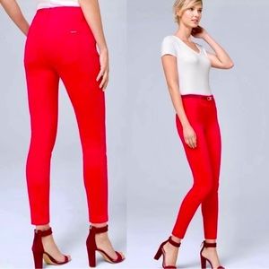 Women’s White House Black Market Contour Slim Crop Red Jeans Size 8 | EUC